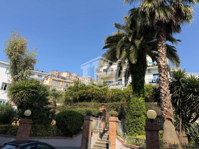 Ampio bilocale in Via T. Tasso, Napoli (NA)