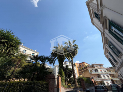 Ampio bilocale in Via T. Tasso, Napoli (NA)