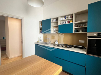 Locazione uso transitorio in Via M. Kerbaker 89, Napoli (NA)