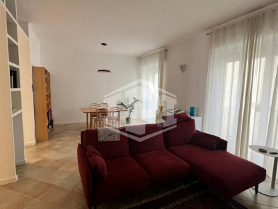 Locazione uso transitorio in Via M. Kerbaker 89, Napoli (NA)