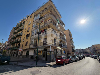 Trilocale in Via Amedeo Maiuri 33, Napoli (NA)