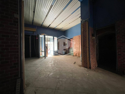 Locale in Via G. Giusso 35, Napoli (NA)