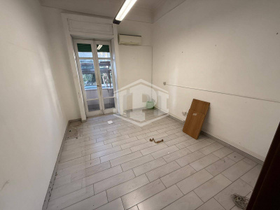 Ufficio in Via N. A. Porpora 19, Napoli (NA)