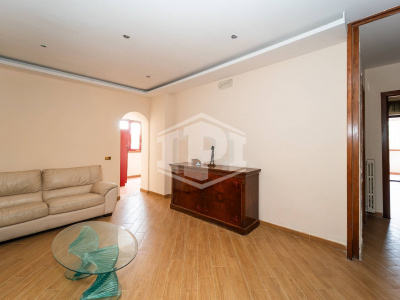 5 vani in Via Nicola Nicolini 68, Napoli (NA)