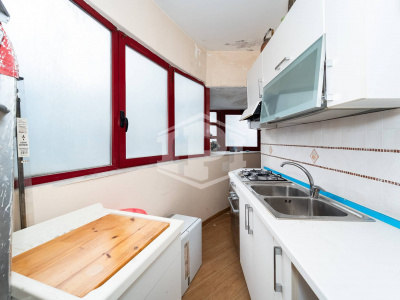 5 vani in Via Nicola Nicolini 68, Napoli (NA)