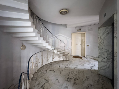 5 vani in Via Nicola Nicolini 68, Napoli (NA)