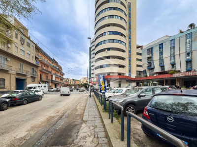 5 vani in Via Nicola Nicolini 68, Napoli (NA)