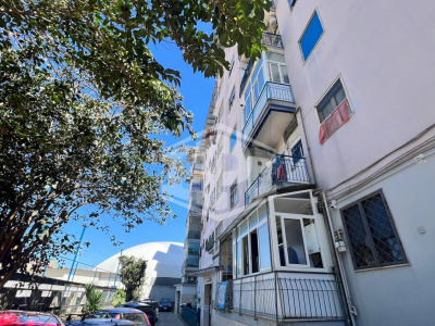 Trilocale in Via G. Testa 13, Napoli (NA)