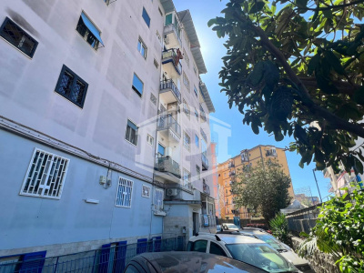 Trilocale in Via G. Testa 13, Napoli (NA)