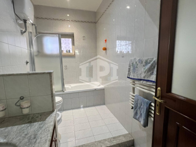 Trilocale in Via G. Testa 13, Napoli (NA)