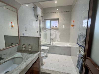 Trilocale in Via G. Testa 13, Napoli (NA)