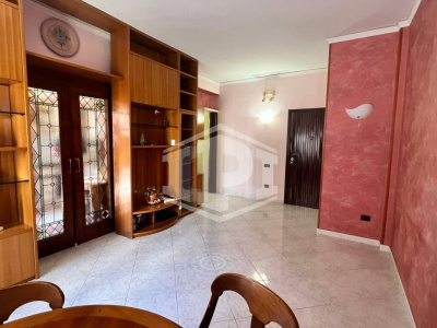 Trilocale in Via G. Testa 13, Napoli (NA)