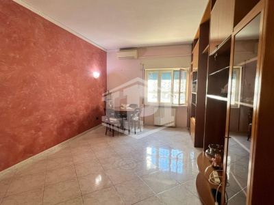 Trilocale in Via G. Testa 13, Napoli (NA)