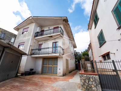 Villa in Via Nazareth ai Guantai 50, Napoli (NA)