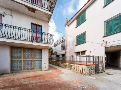 Villa in Via Nazareth ai Guantai 50, Napoli (NA)