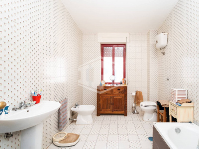 Villa in Via Nazareth ai Guantai 50, Napoli (NA)