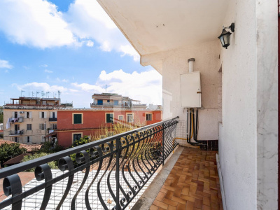 Villa in Via Nazareth ai Guantai 50, Napoli (NA)