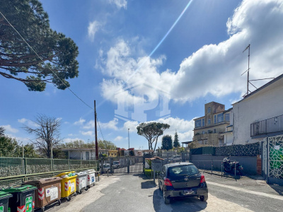 Villa in Via Nazareth ai Guantai 50, Napoli (NA)