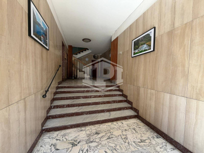 Ampio immobile adatto a vari usi in Parco San Poalo, Napoli (NA)