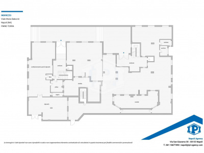 Ampio immobile adatto a vari usi in Parco San Poalo, Napoli (NA)