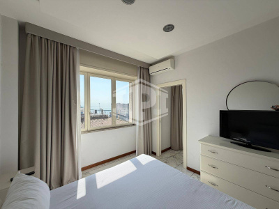 Bifocale uso transitorio in Via San Giacomo 32, Napoli (NA)