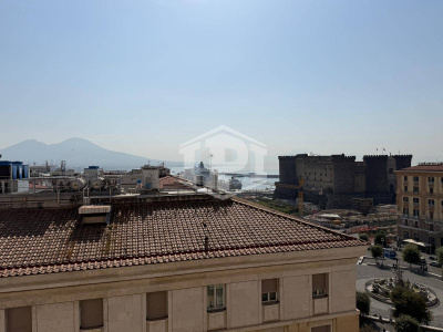 Bifocale uso transitorio in Via San Giacomo 32, Napoli (NA)