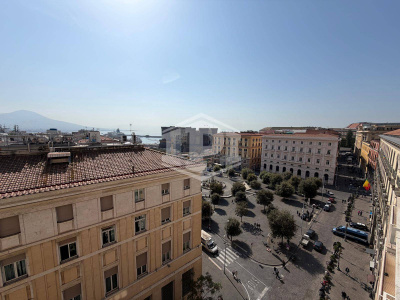 Bifocale uso transitorio in Via San Giacomo 32, Napoli (NA)