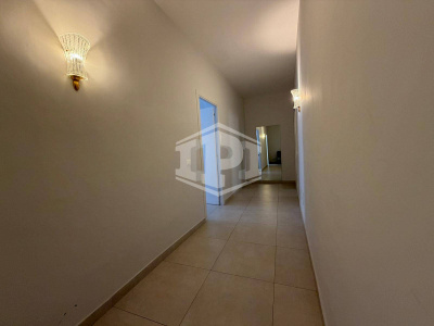 Bilocale uso transitorio in Via San Giacomo 32, Napoli  (NA)