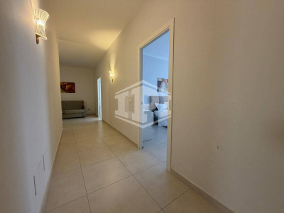 Bilocale uso transitorio in Via San Giacomo 32, Napoli  (NA)