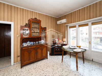 5 vani in Viale Augusto 9, Napoli (NA)