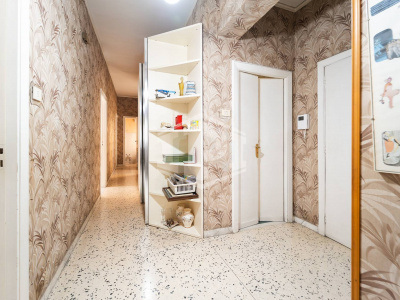 5 vani in Viale Augusto 9, Napoli (NA)