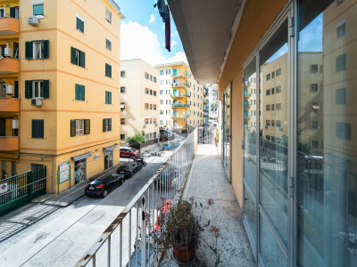 5 vani in Viale Augusto 9, Napoli (NA)