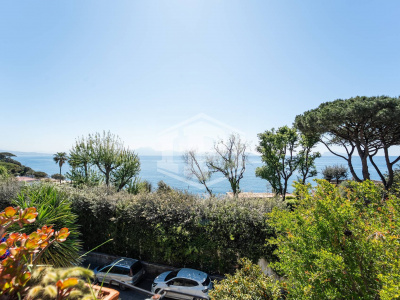 Bilocale in Villa in Via Marechiaro, Napoli (NA)