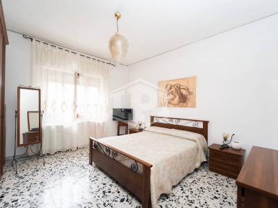 Trilocale in Via Domenico Fontana 150, Napoli (NA)