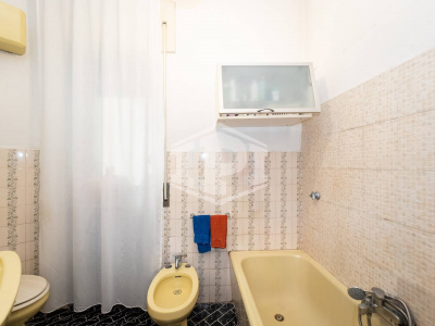 Trilocale in Via Domenico Fontana 150, Napoli (NA)