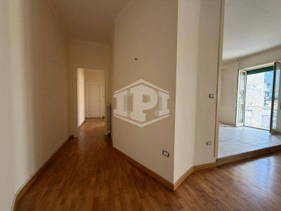 Trilocale in Via Dell'Epomeo, Napoli (NA)