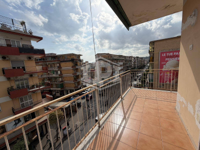 Trilocale in Via Dell'Epomeo, Napoli (NA)