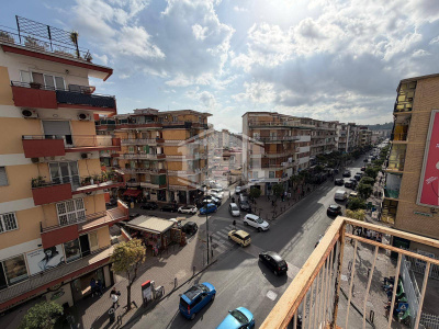 Trilocale in Via Dell'Epomeo, Napoli (NA)