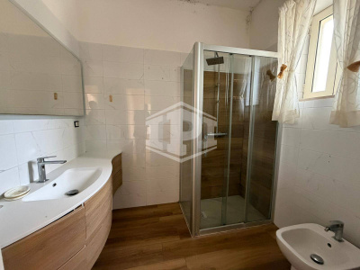 Trilocale in Via Dell'Epomeo, Napoli (NA)