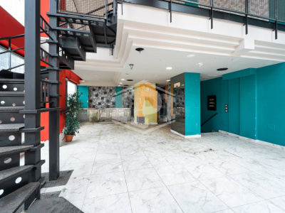 Ampio Locale in Centro Direzionale Napoli, Isola F12, Napoli (NA)