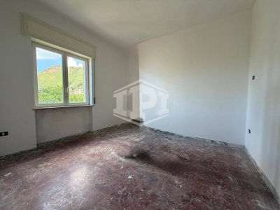 Trilocale in Via Filippo Bottazzi 38, Napoli (NA)