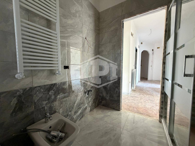 Trilocale in Via Filippo Bottazzi 38, Napoli (NA)