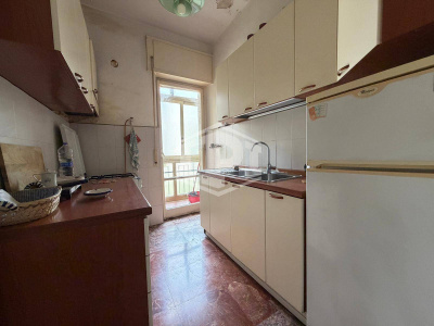 5 vani in Via Filippo Bottazzi 38, Napoli (NA)