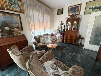 5 vani in Via Filippo Bottazzi 38, Napoli (NA)