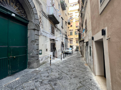 Trilocale in Vico dei Venti 16, Napoli (NA)