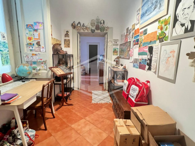 Trilocale in Vico dei Venti 16, Napoli (NA)