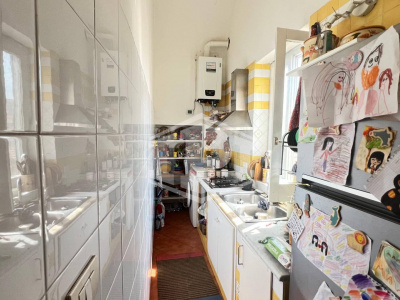 Trilocale in Vico dei Venti 16, Napoli (NA)