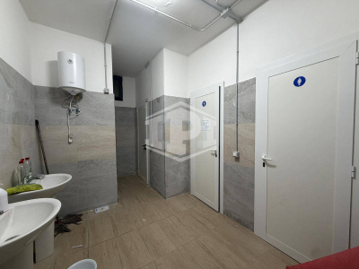 Edificio Commerciale con area parcheggio in Via Campana 185, Pozzuoli (NA)