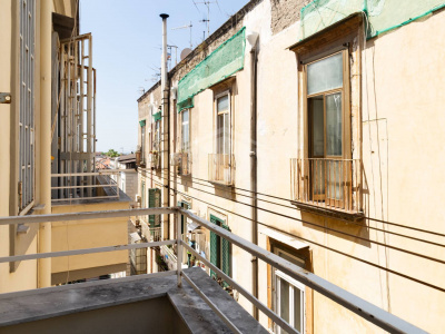 5 vani in Via G. Bausan 32, Napoli (NA)