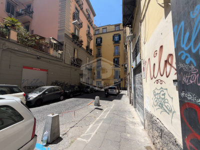 Locale commerciale, Via Padre Luigi Tosti 28